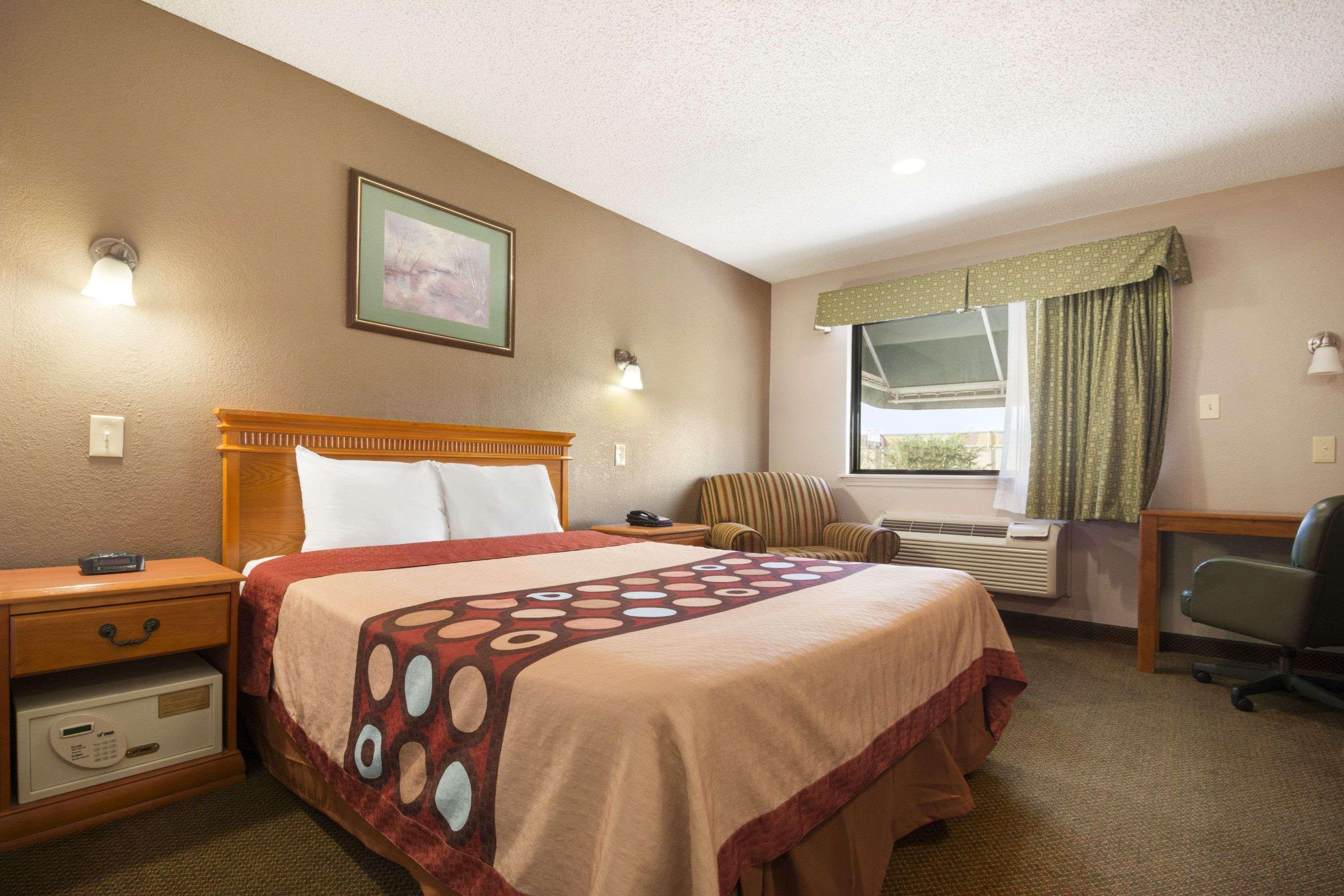 Super 8 Baton Rouge/I-12 Motel Dış mekan fotoğraf