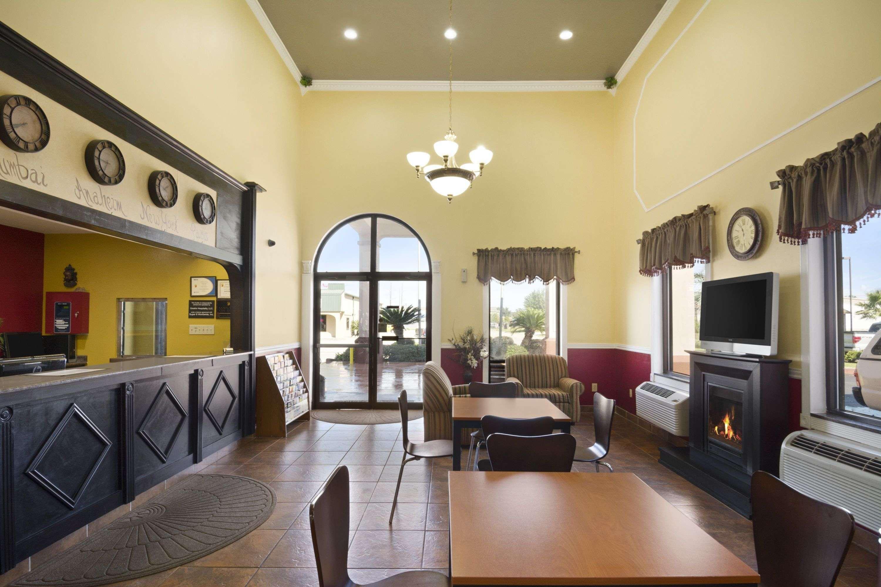 Super 8 Baton Rouge/I-12 Motel Dış mekan fotoğraf