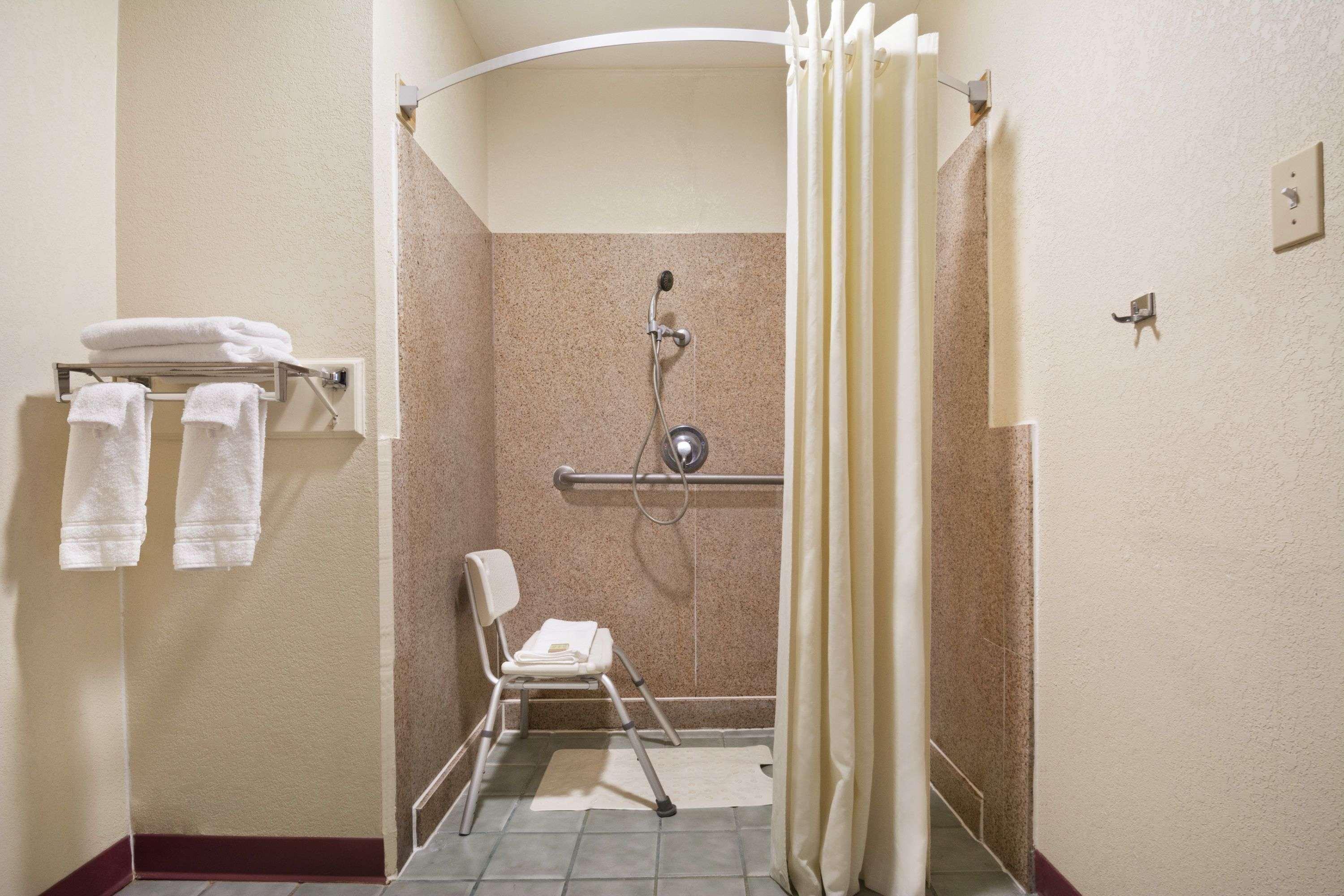 Super 8 Baton Rouge/I-12 Motel Dış mekan fotoğraf